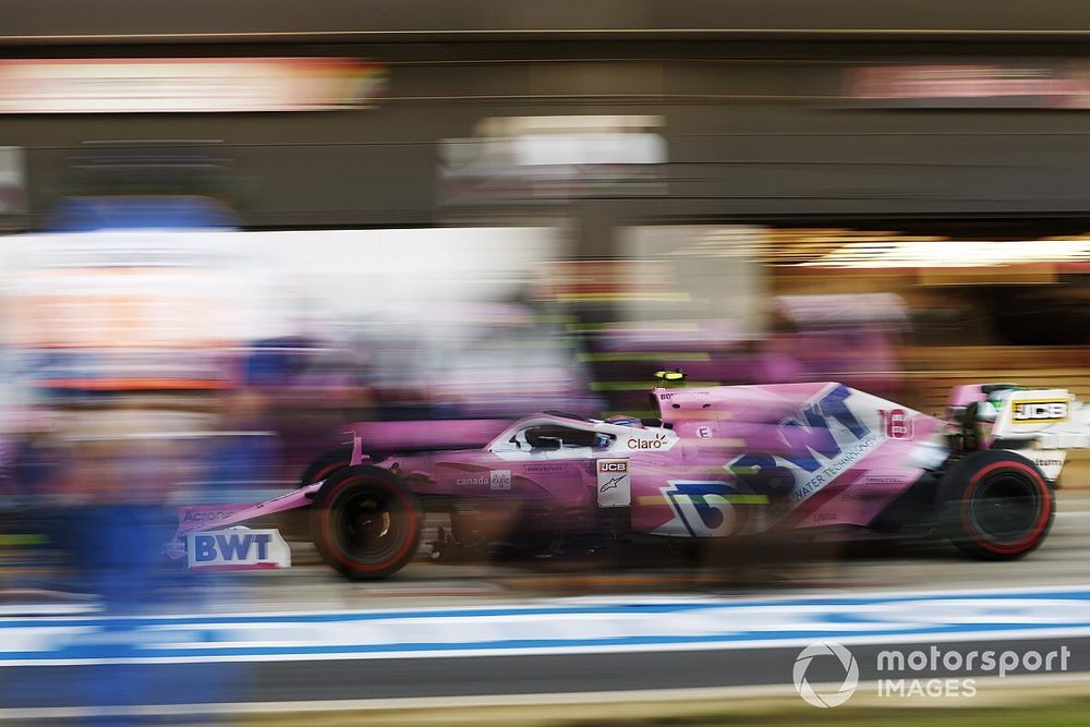 Lance Stroll, Racing Point RP20, makes a pit stop