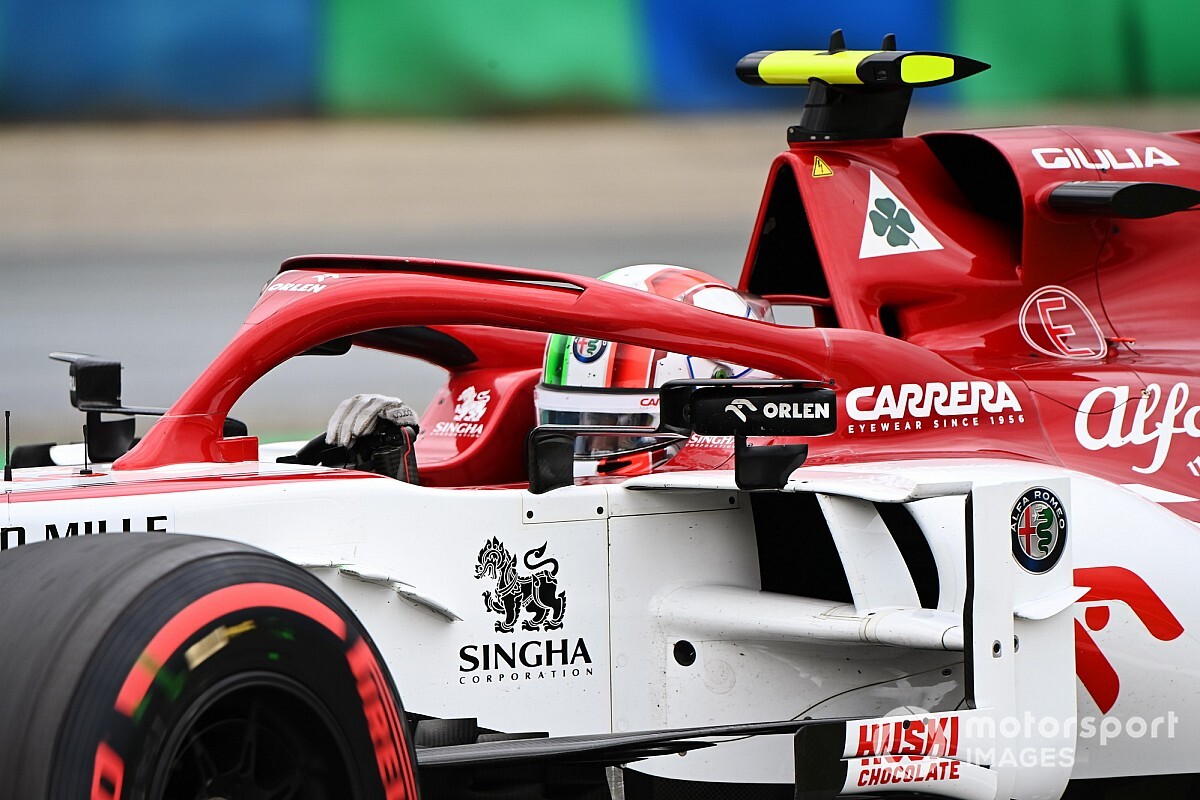 Mélyrepülésben az Alfa Romeo, Räikkönen is tehetetlen