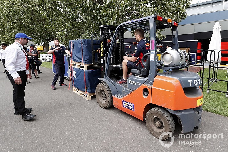 F1-wereld reageert teleurgesteld op afgelasting Australische GP