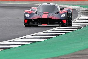 Vidéo - L'Aston Martin Valkyrie en action à Silverstone