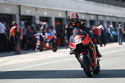 Zarco bestraft voor crash met merkgenoot Oliveira