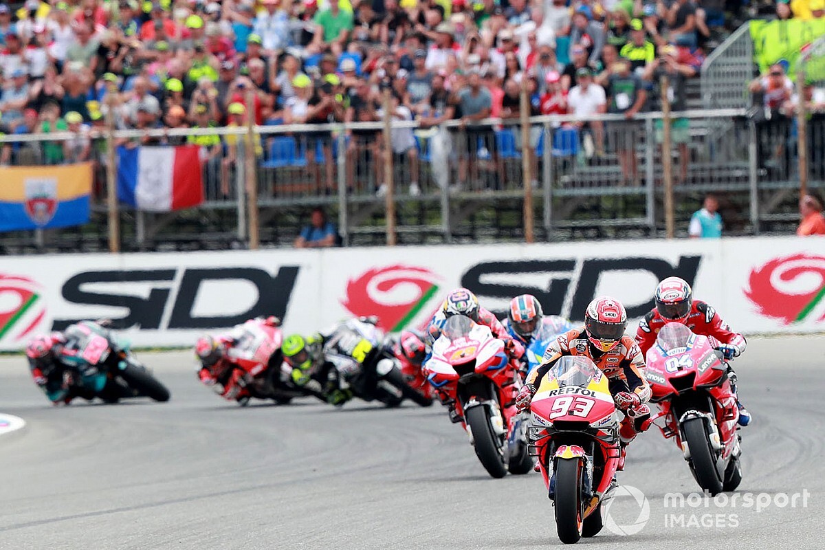 MotoGP: nuovo criterio FIM per mantenere lo status di Mondiale