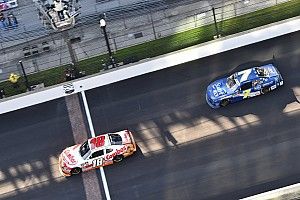 Kyle Busch holds off Allgaier for Indianapolis Xfinity win