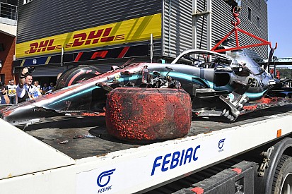 Formel 1 Spa 2019: Lewis Hamilton crasht im Abschlusstraining!