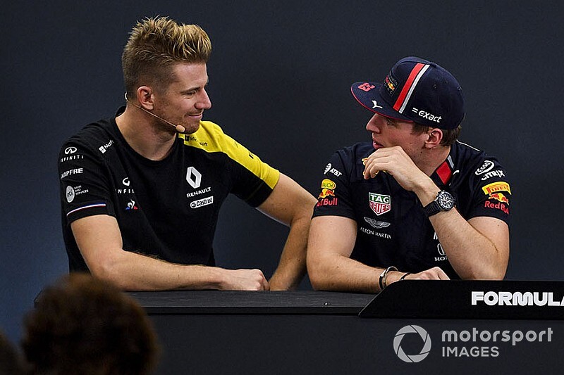 Hülkenberg is megy fifázni Verstappen szobájába