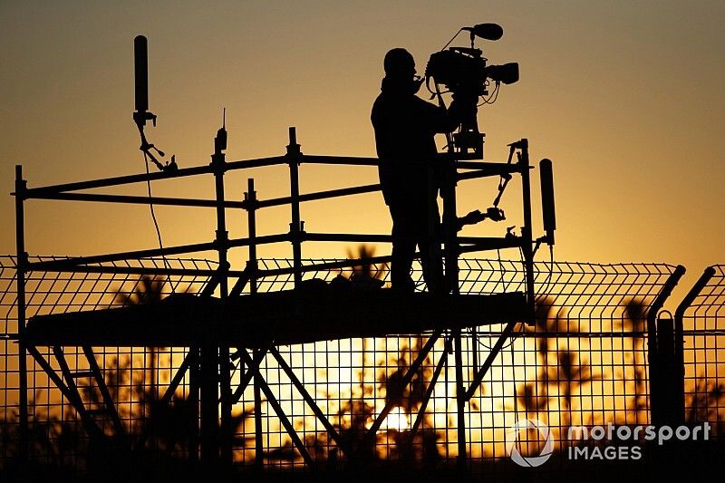 Формула 1 на месяц открыла доступ к своему архиву видео
