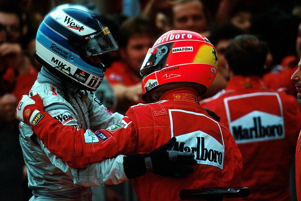 Mika Hakkinen, Mclaren MP4-15, Michael Schumacher, Ferrari F1 2000, champion