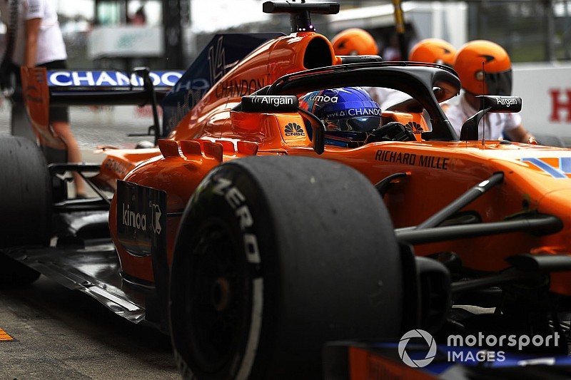 McLaren niega un olvido, pero admite el error con los neumáticos para Japón