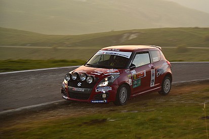 Suzuki Rally Trophy, PS10: Martinelli rallenta e Cogni conduce il monomarca