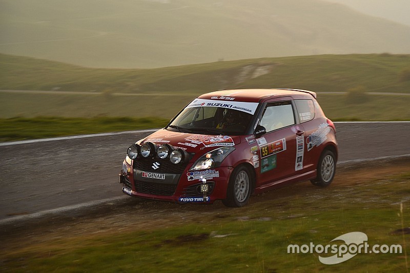 Suzuki Rally Trophy, PS10: Martinelli rallenta e Cogni conduce il monomarca