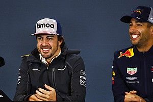 Alonso coloca a Hamilton entre los cinco mejores de la historia de la F1