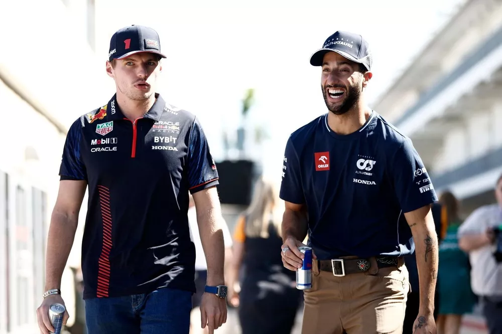 Max Verstappen, Red Bull Racing and Daniel Ricciardo, Scuderia AlphaTauri 