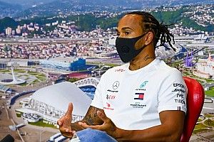 Hamilton: "Bu başarı tüm takımın çalışmalarıyla geldi"