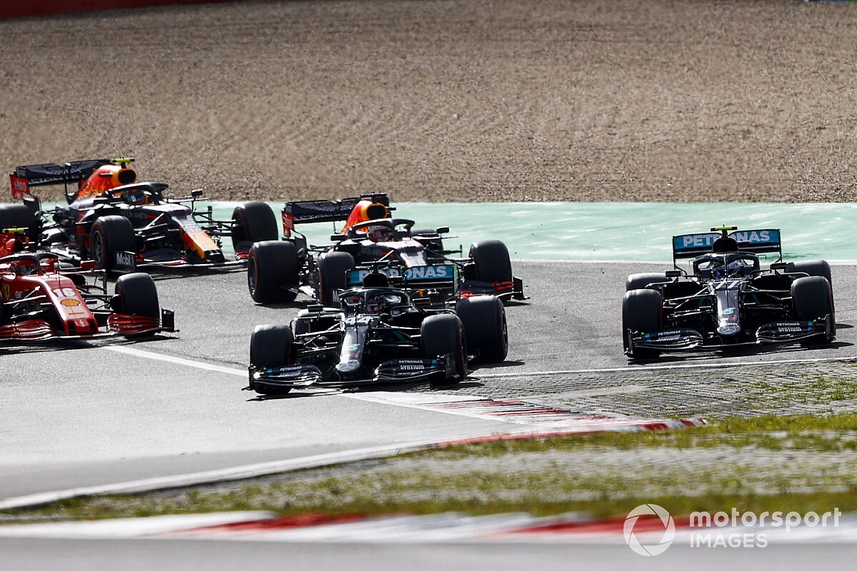 Bottas: "Haría falta un milagro para batir a Hamilton"