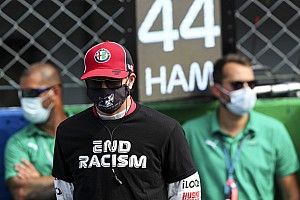 Yarışmaktan zevk alan Raikkonen, F1'de devam etmeyi gözden geçiriyor