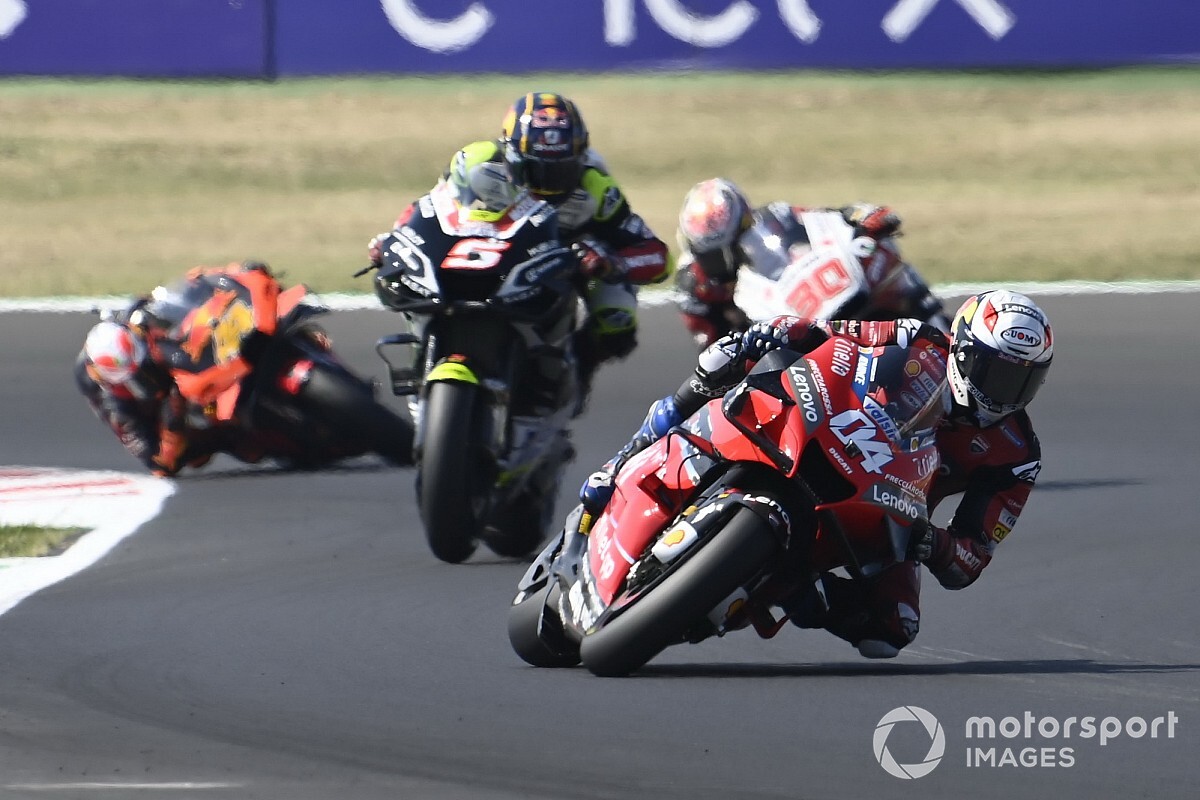 Dovizioso maalt niet om WK-leiding: “Was aan het worstelen”