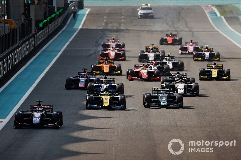 Egy új csapat mutatkozott be a Forma-1 előszobájában: itt a Hitech Grand Prix