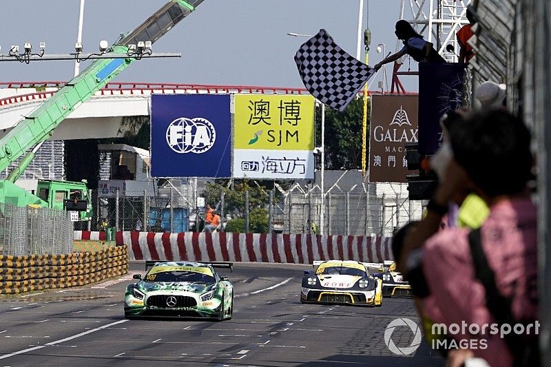 #999 Mercedes-AMG Team GruppeM Racing Mercedes AMG GT3: Raffaele Marciello