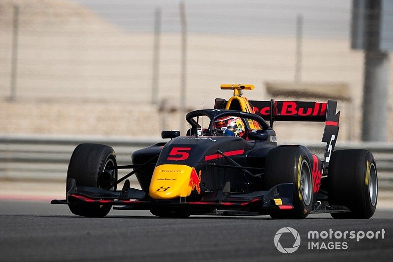 F3, Test Bahrain, Giorno 2: fulmine Lawson