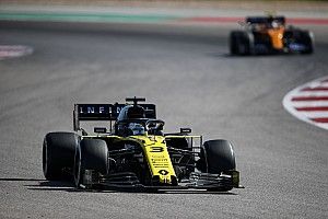 Renault "not ashamed" of fighting McLaren