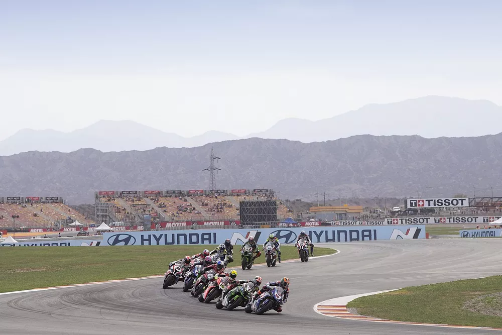 Michael van der Mark, Pata Yamaha, al comando al primo giro