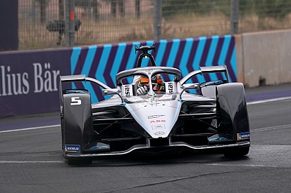 Samenvatting: Virtuele FE-race met Vandoorne, Frijns en De Vries