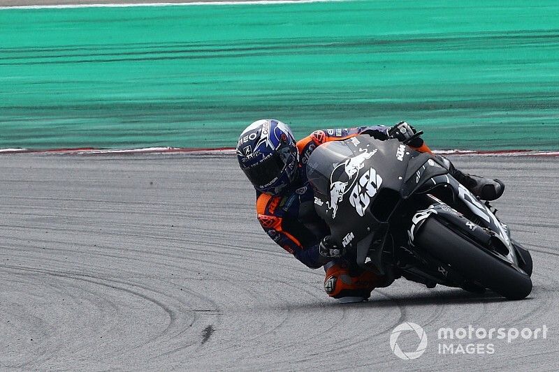Oliveira a anticipé son opération pour revenir en forme