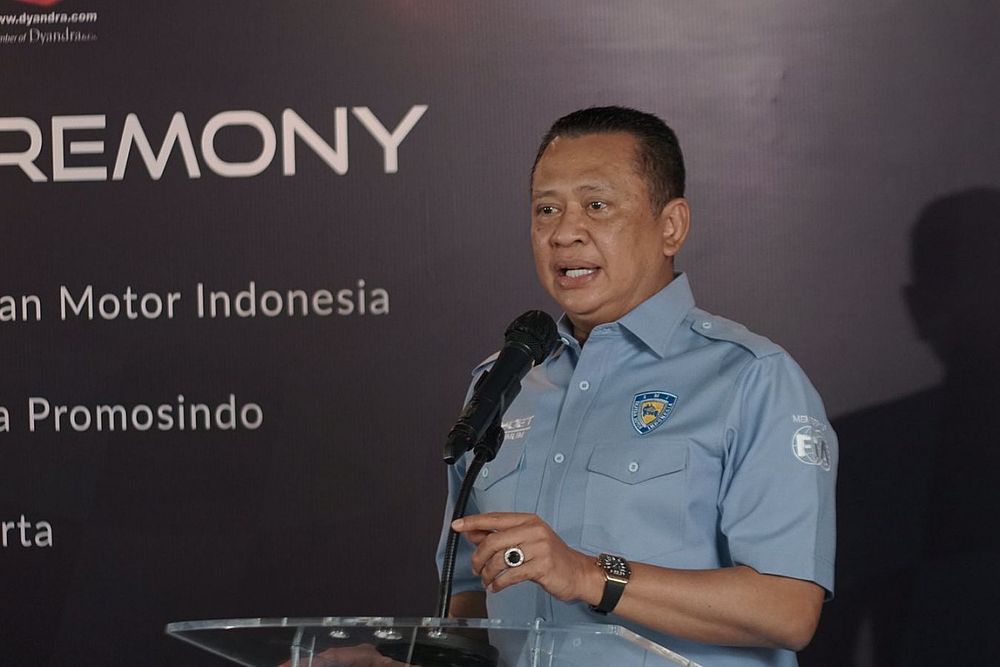 Ketua Umum Ikatan Motor Indonesia (IMI, Bambang Soesatyo