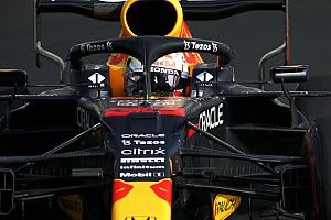 GP Abu Dhabi: Verstappen decima pole, Hamilton secondo e staccato