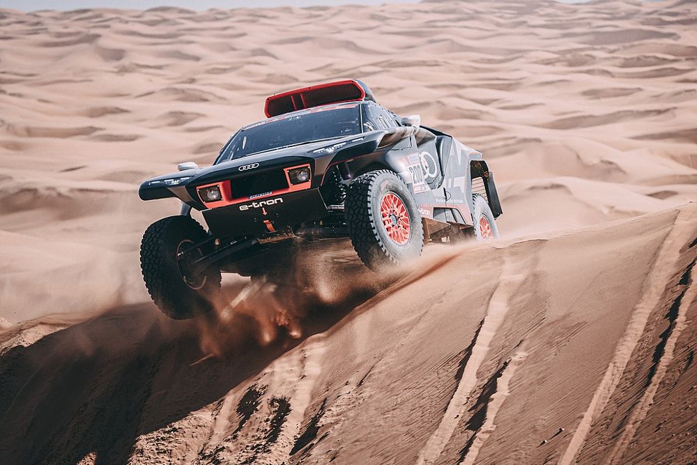 Dakar | Peterhansel completa il tris Audi: "Ci voleva!"