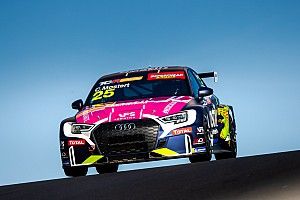 Bathurst TCR: Mostert beats Cameron in opener
