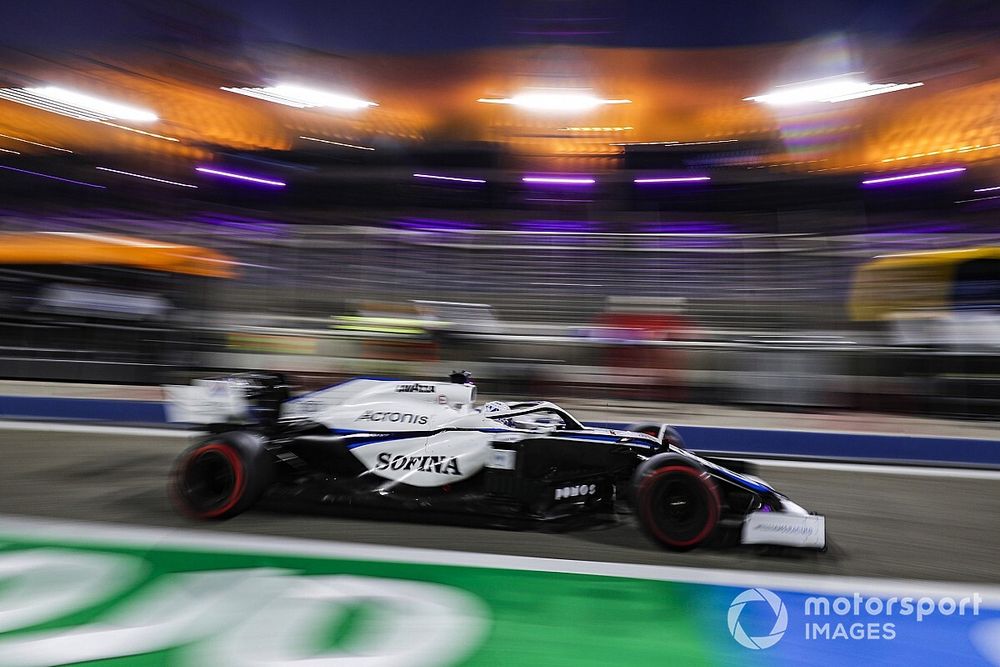 A Williams a Russellt „zökkenőmentesen” helyettesítő Aitkent dicsérte