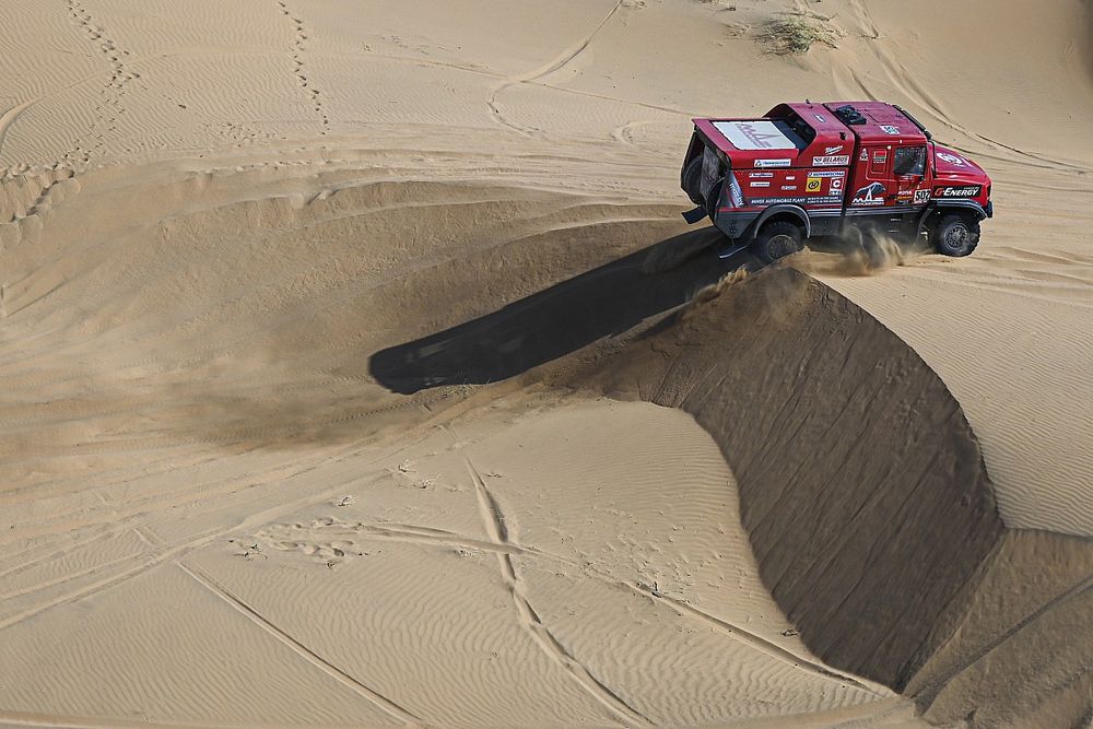 Dakar, Camion, Tappa 3: Viazovich ha fatto il Maz