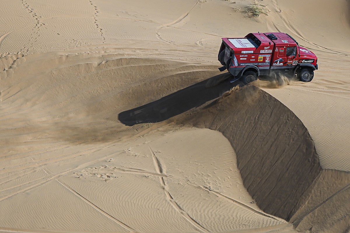 Dakar, Camion, Tappa 3: Viazovich ha fatto il Maz