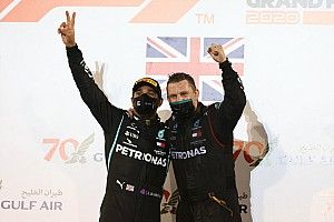 Közleményt adtak ki Hamiltonról – versenyezhet az F1-es Abu Dhabi Nagydíjon!
