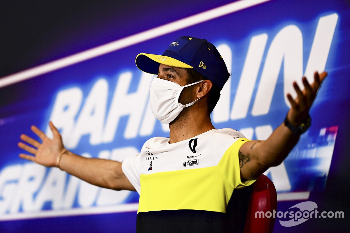 daniel ricciardo logo