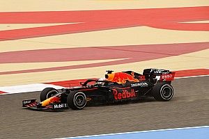 Verstappen: "Sprint yarışını para için deniyorlar"