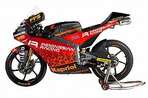 Desainer Helm Rossi Garap Livery Batik Indonesian Racing Gresini Moto3