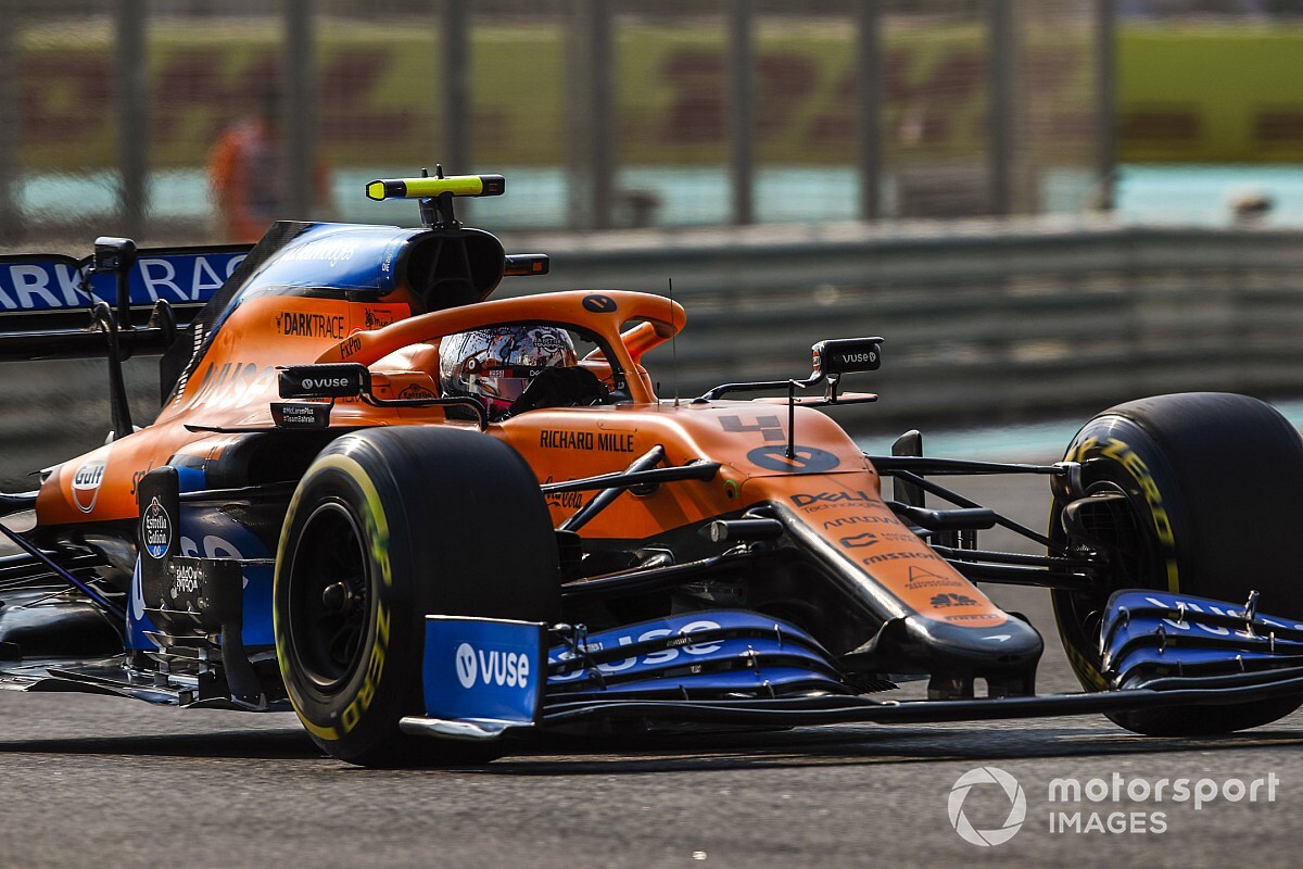 VÍDEO: McLaren liga pela primeira vez motor Mercedes que será usado no carro de 2021