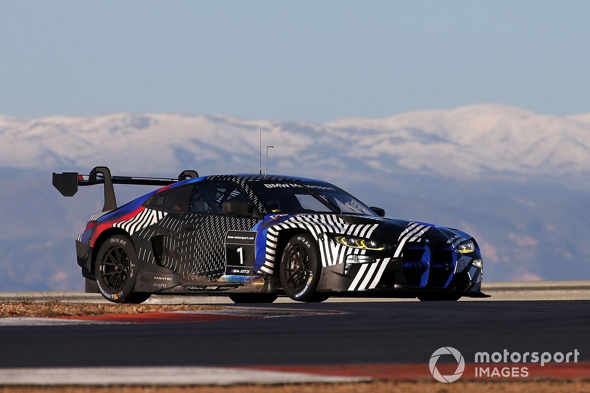 La BMW continua con soddisfazione i test sulla M4 GT3