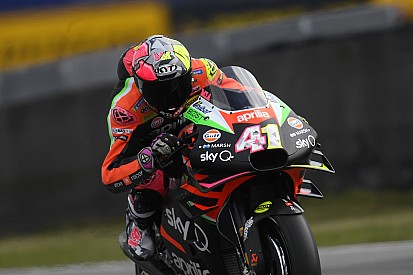 Limité par son genou blessé, Aleix Espargaró a pris un nouveau choc
