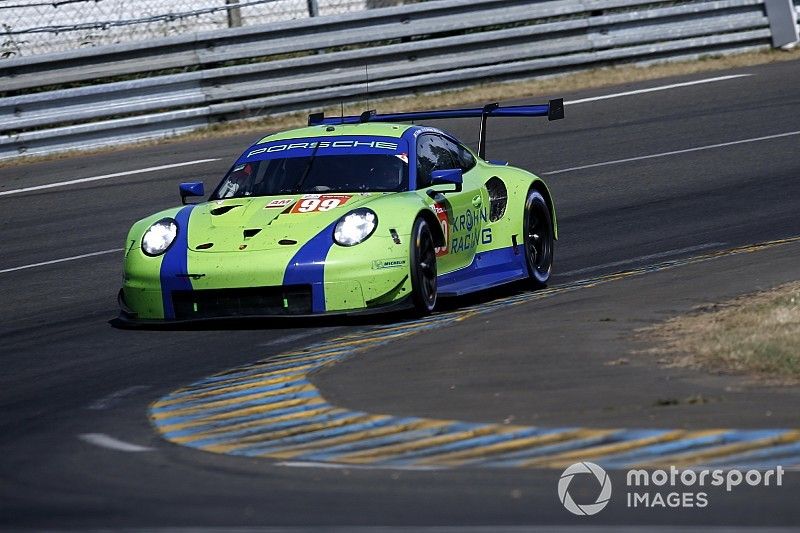 #99 Dempsey Proton Competition Porsche 911 RSR: Patrick Long, Tracy Krohn, Niclas Jönsson