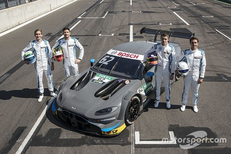 Gruppenfoto: Alle Aston-Martin-Fahrer der DTM-Saison 2019