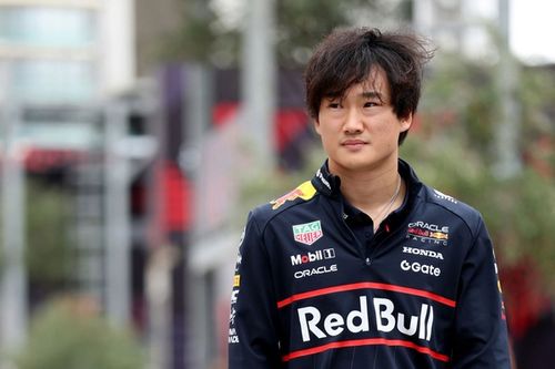 F1: Tsunoda reage a rumores de Hadjar na Red Bull em 2026