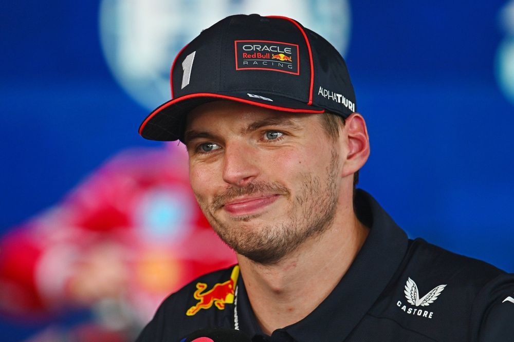 Ex-entrenador: La lealtad de Max Verstappen a Red Bull es "hasta cierto punto"