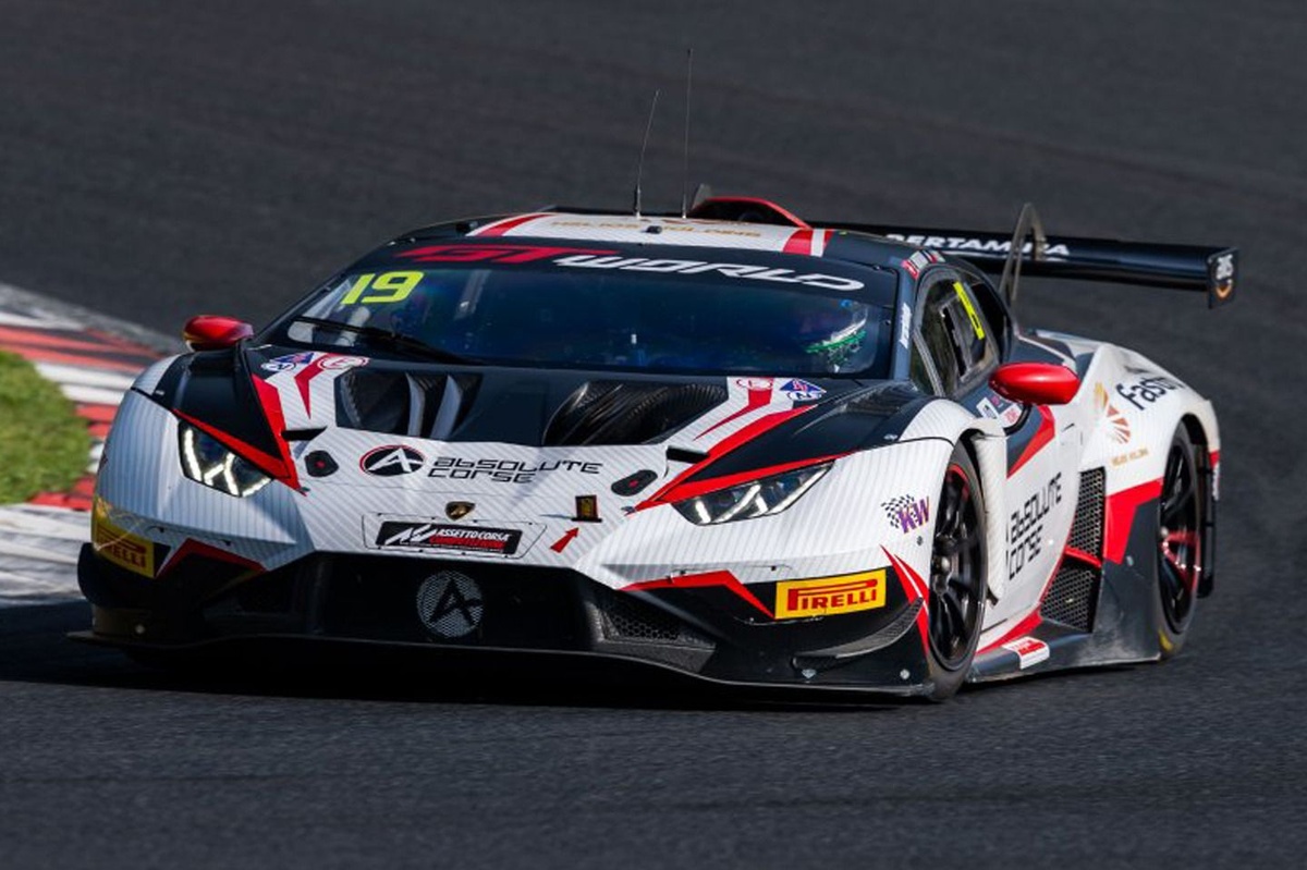 Macau | Lamborghini con Engstler e Mortara nell'ultima ufficiale delle Huracán