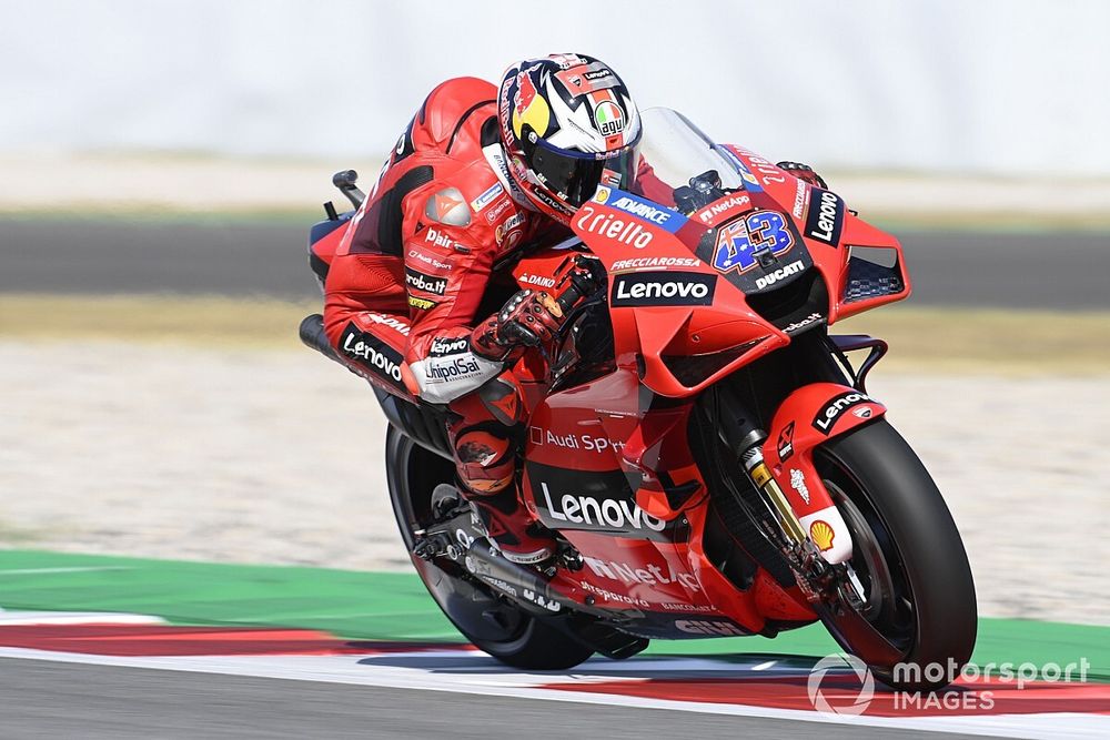 Waarom MotoGP-coureurs de bandenslijtage in Barcelona vrezen