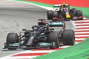 Хорнер: Против Mercedes сыграла погода