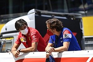 'Y tú… ¿eres de Alonso o de Sainz?', por Manu Franco