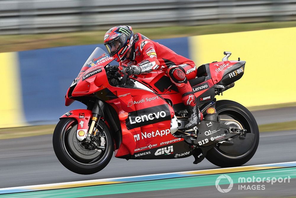 Bagnaia: "Motosiklette sorun yaşadım, yağmur yağdığı için şanslıydım"